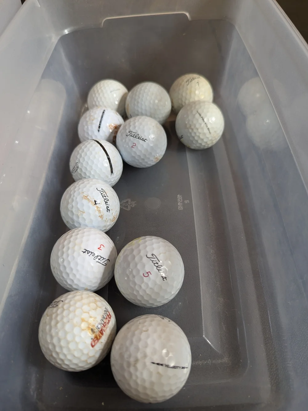 1 Dozen Near Mint Mixed Titleist Golf Balls